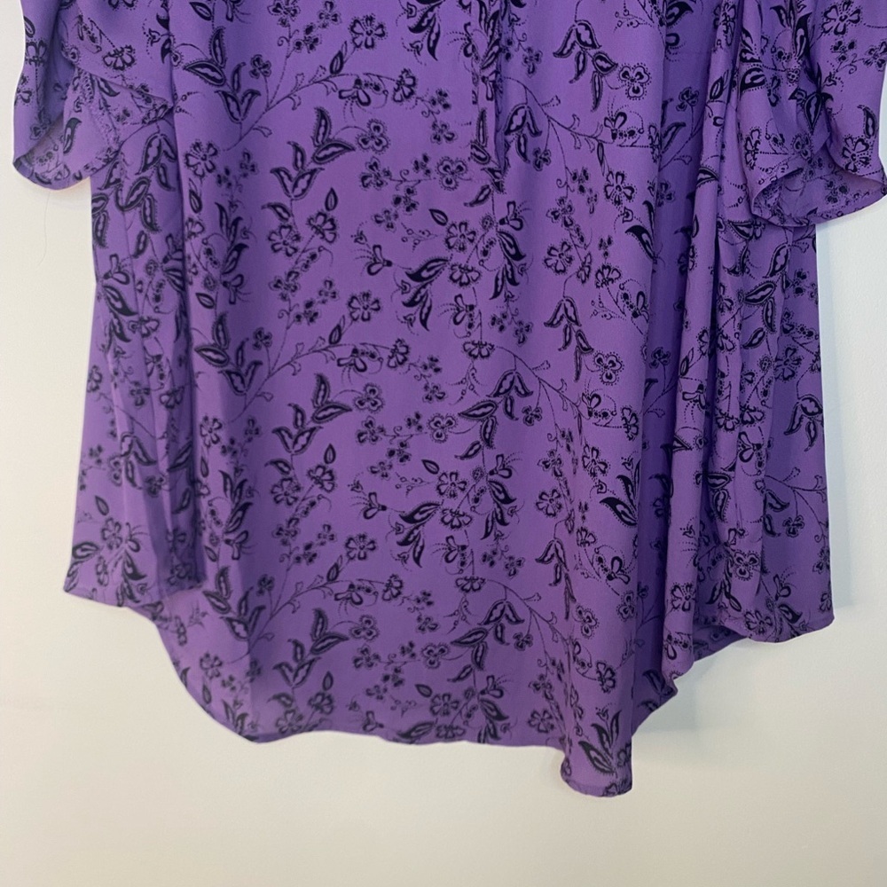 Torrid Harper Floral Purple V Neck Buttons Short Sleeve Top Blouse Ruffles XXL 2 - Picture 7 of 16